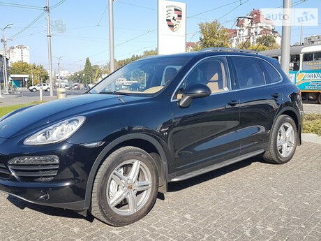 Porsche Cayenne 2013 года