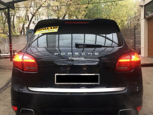 Porsche Cayenne 2011 года