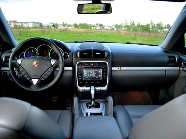 Porsche Cayenne 2003 года