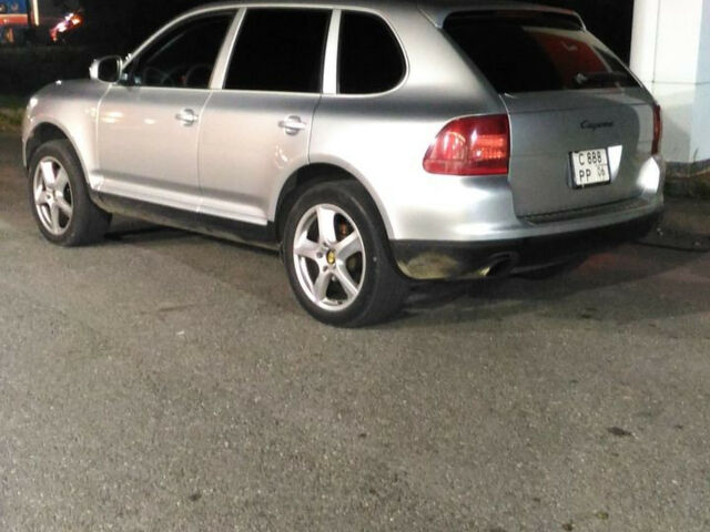 Porsche Cayenne 2004 года