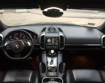 Porsche Cayenne 2011 года - Фото 4 авто