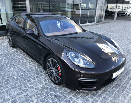 Porsche Panamera 2015 года