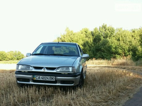 Renault 19 Chamade 1993 года