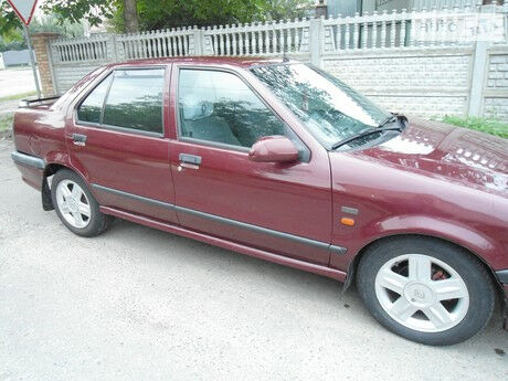 Renault 19 Chamade 1994 года