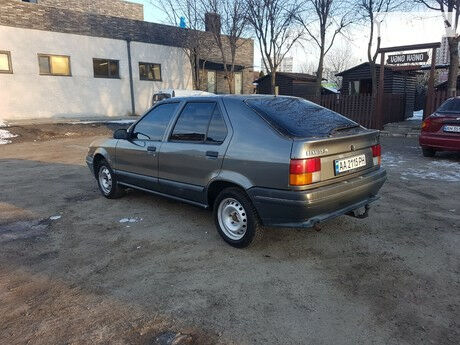 Renault 19 Chamade 1990 року