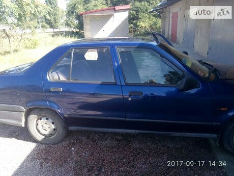 Рено 19 Chamade 1999 года Renault 19 Chamade 1999 года