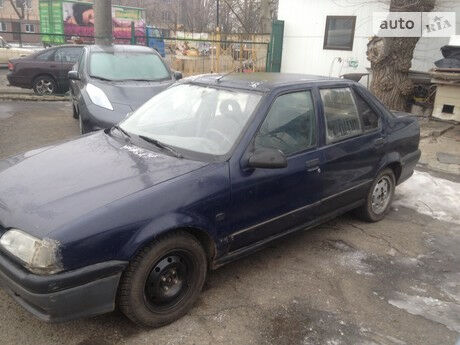 Renault 19 Chamade 1990 року