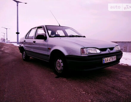 Renault 19 Chamade 1998 года