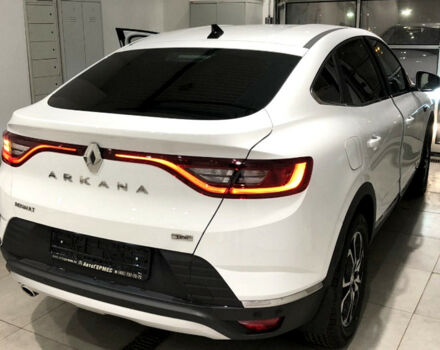 Renault Arkana 2020 года