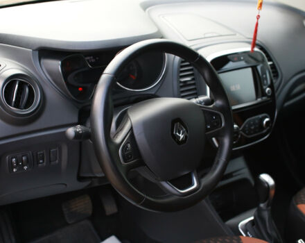 Renault Captur 2018 года - Фото 2 авто