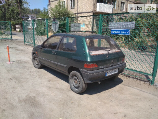 Renault Clio 1992 года