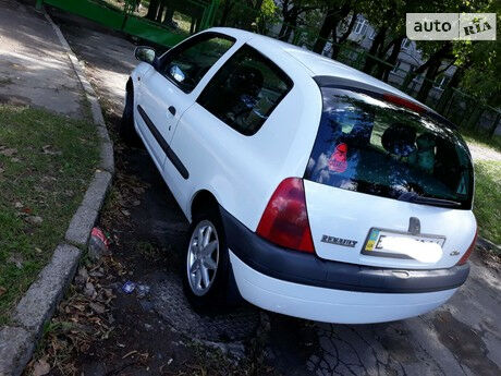 Renault Clio 1998 года