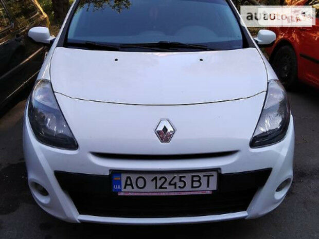Renault Clio 2011 року