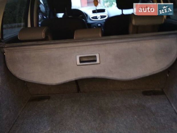 Renault Clio 2011 року