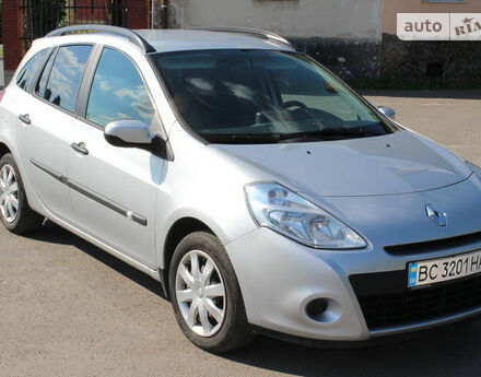 Renault Clio 2012 року