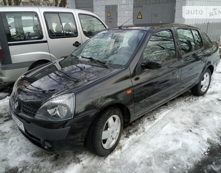 Renault Clio 2004 года