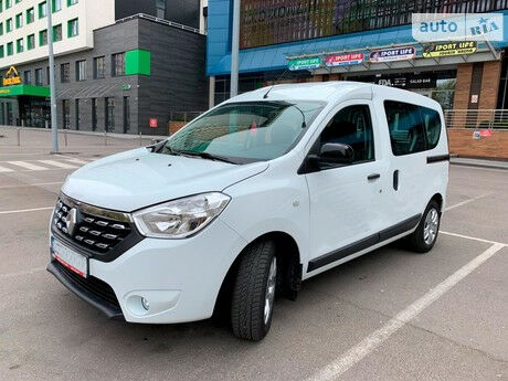 Renault Dokker пасс. 2019 года