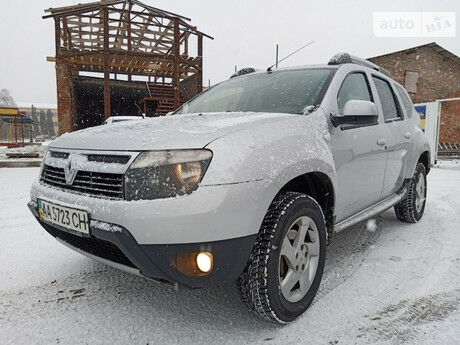 Renault Duster 2011 года