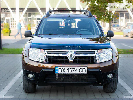 Рено Дастер 2011 года Renault Duster 2011 года