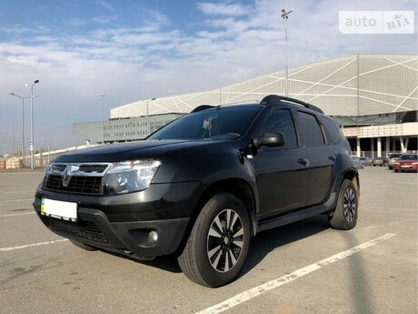 Renault Duster 2012 года