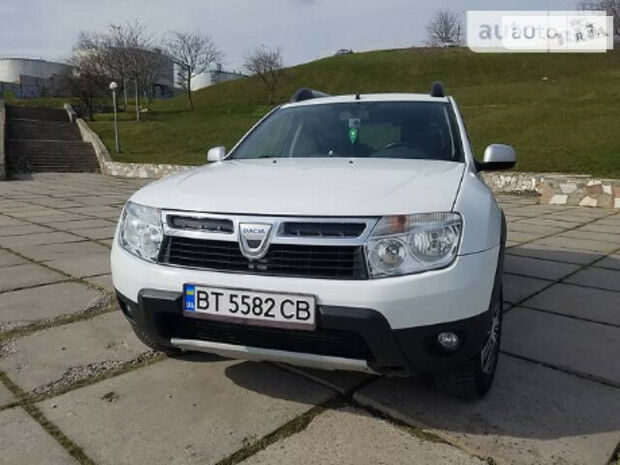 Renault Duster 2011 року