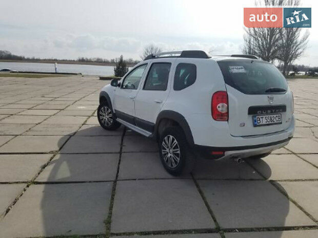 Renault Duster 2011 року