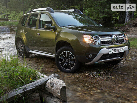 Renault Duster 2015 року