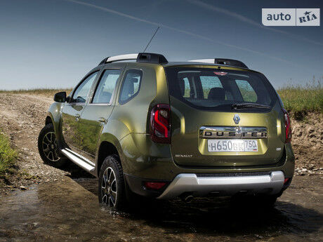 Рено Дастер 2009 года Renault Duster 2009 года