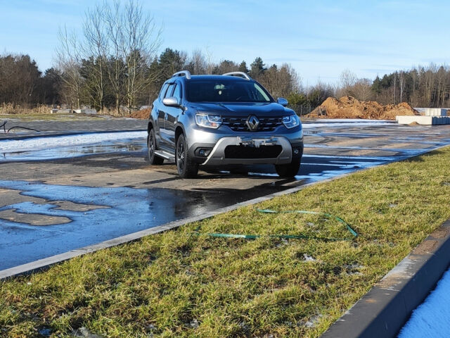 Renault Duster 2021 года