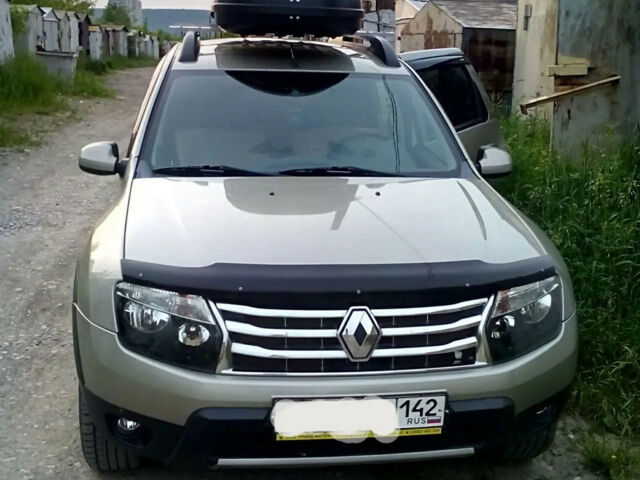 Рено Дастер 2013 года Renault Duster 2013 года