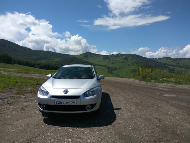 Renault Fluence 2012 года