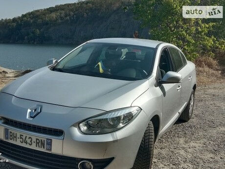 Renault Fluence 2011 года