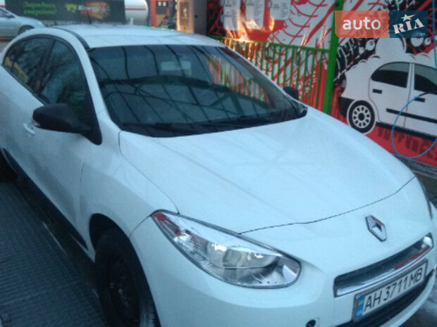 Renault Fluence 2012 года