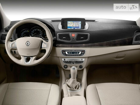 Renault Fluence 2011 року