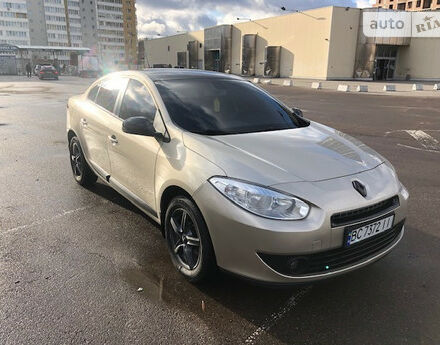 Renault Fluence 2010 року