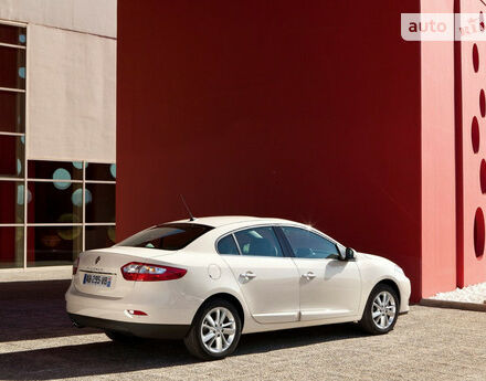 Renault Fluence 2011 року