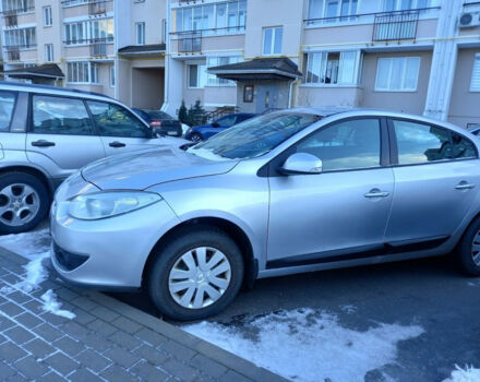 Renault Fluence 2011 року - Фото 2 автомобіля