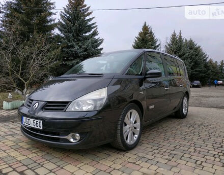 Фото на відгук з оцінкою 4.8   про авто Renault Grand Espace 2003 року випуску від автора “Ирина” з текстом: Хороший семейный автомобиль, комфортный, вместительный. Чувствуешь себя капитаном корабля)