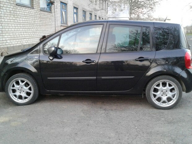 Renault Grand Modus 2011 года