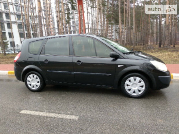 Рено Гранд Сценик 2006 года Renault Grand Scenic 2006 года