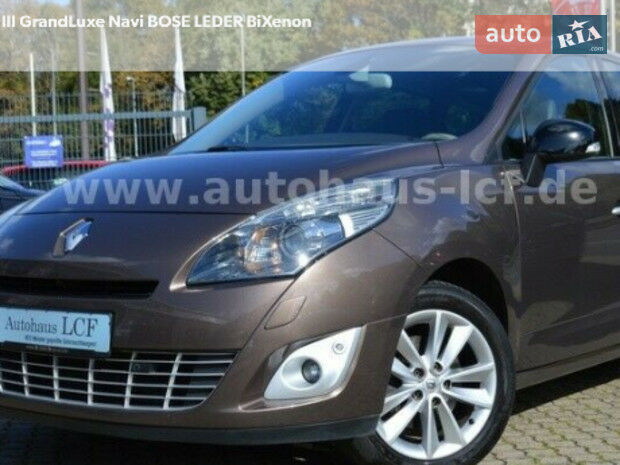 Renault Grand Scenic 2010 года