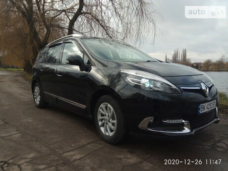 Renault Grand Scenic 2013 года