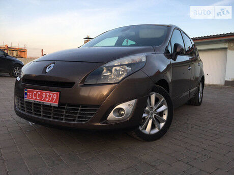 Renault Grand Scenic 2009 года