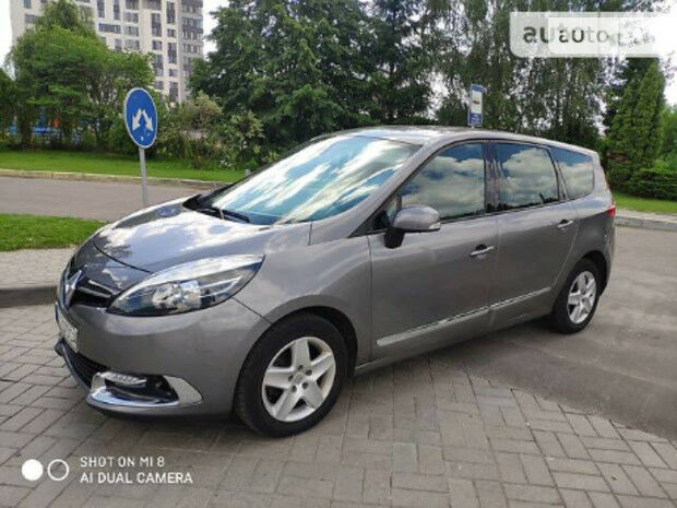 Renault Grand Scenic 2014 года