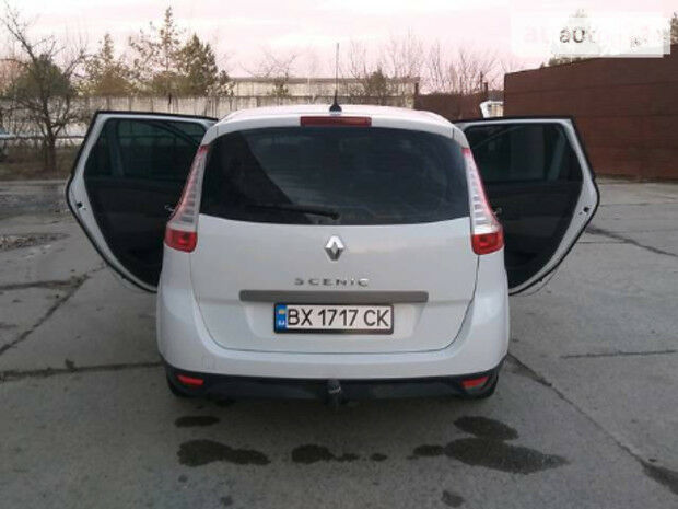 Renault Grand Scenic 2011 року