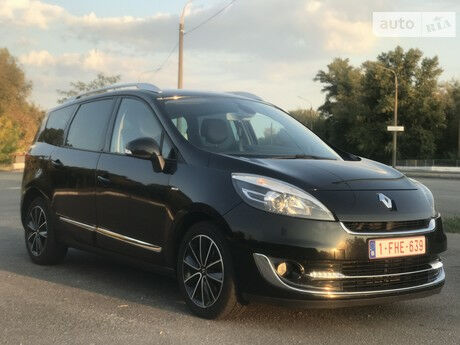 Renault Grand Scenic 2013 года