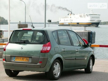 Renault Grand Scenic 2014 года