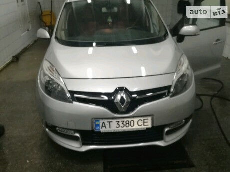 Renault Grand Scenic 2013 года