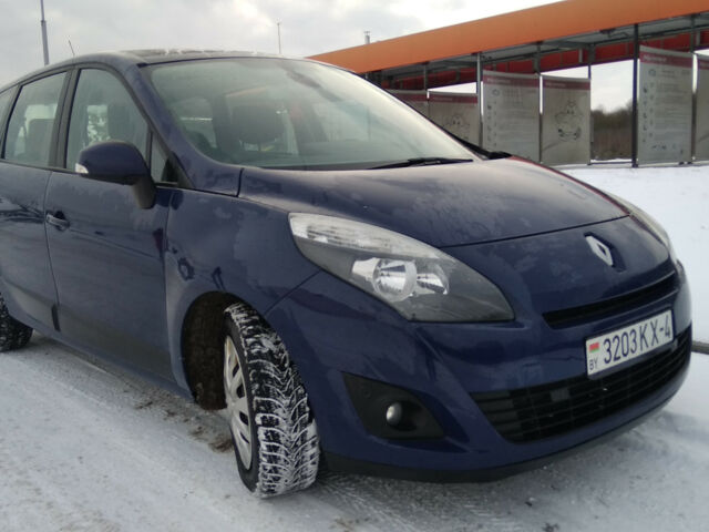 Renault Grand Scenic 2009 года