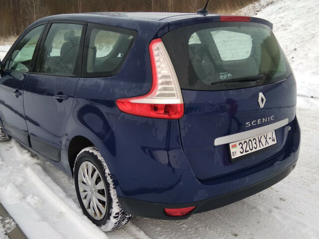 Renault Grand Scenic 2009 года